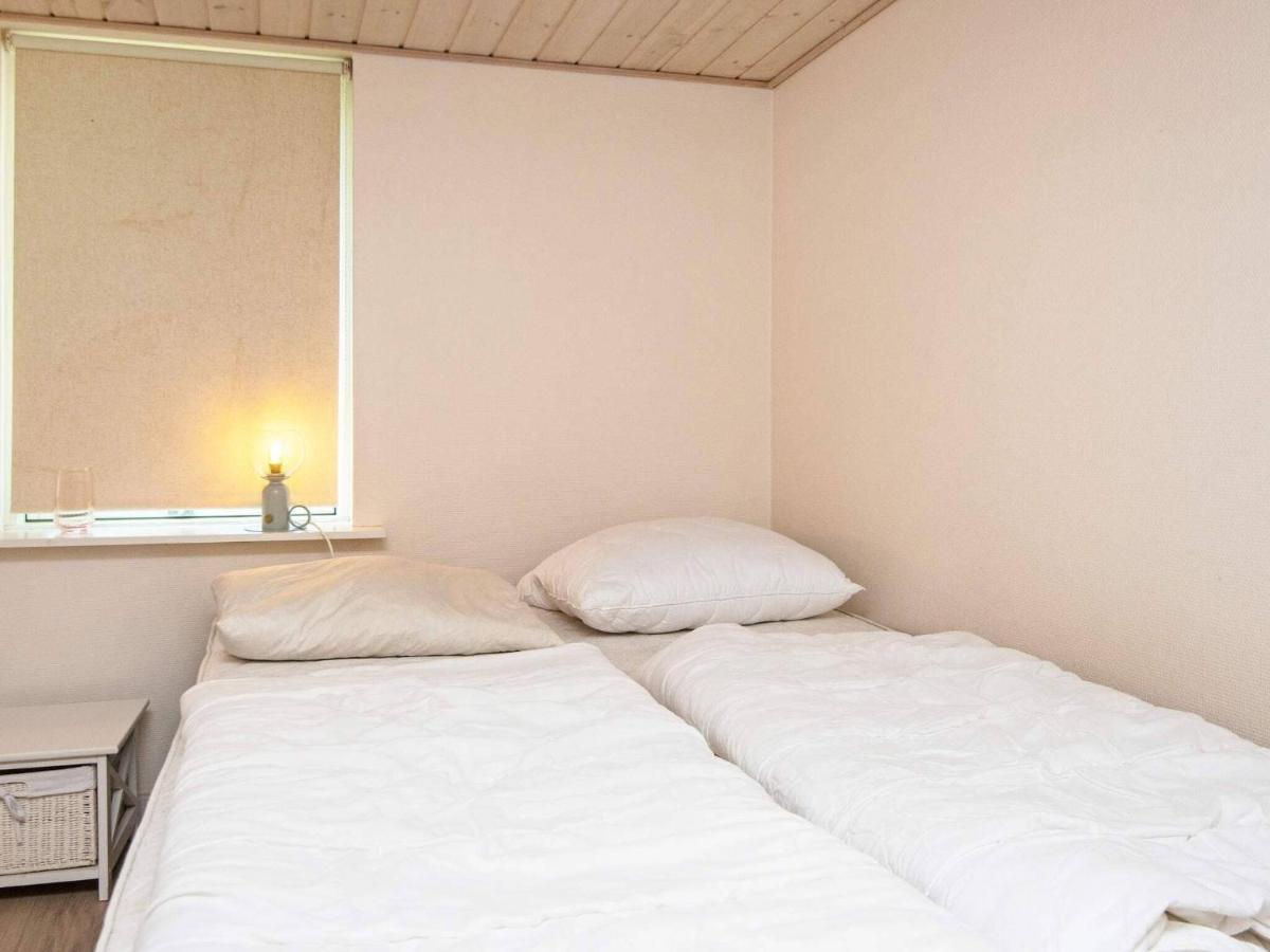 4 Person Holiday Home In B Rkop Børkop Extérieur photo