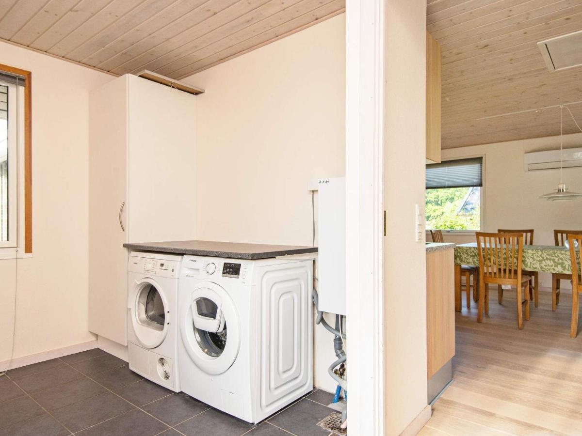 4 Person Holiday Home In B Rkop Børkop Extérieur photo