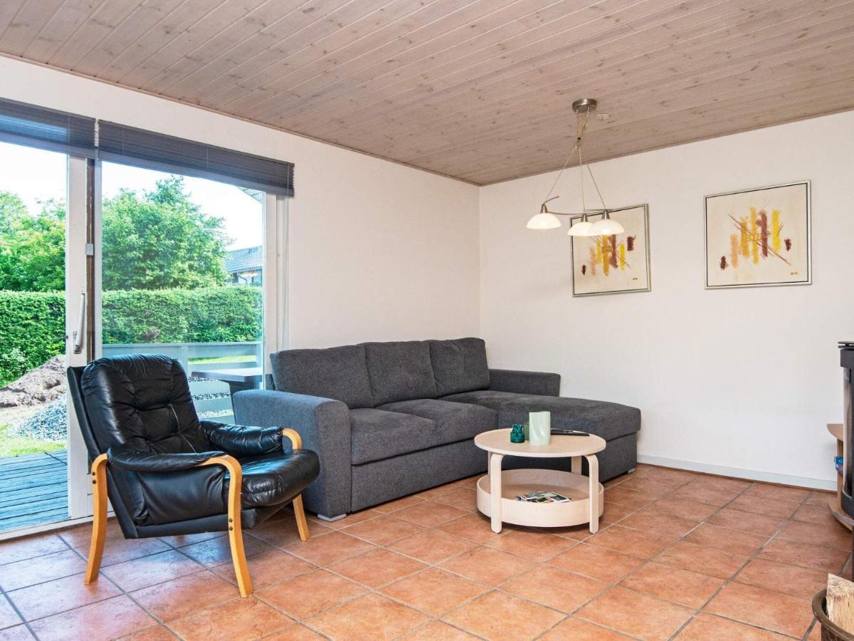 4 Person Holiday Home In B Rkop Børkop Extérieur photo