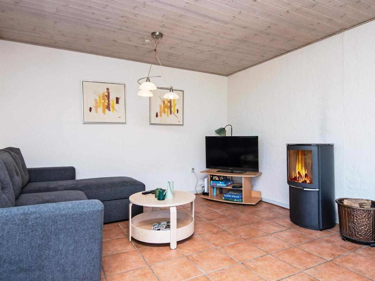 4 Person Holiday Home In B Rkop Børkop Extérieur photo